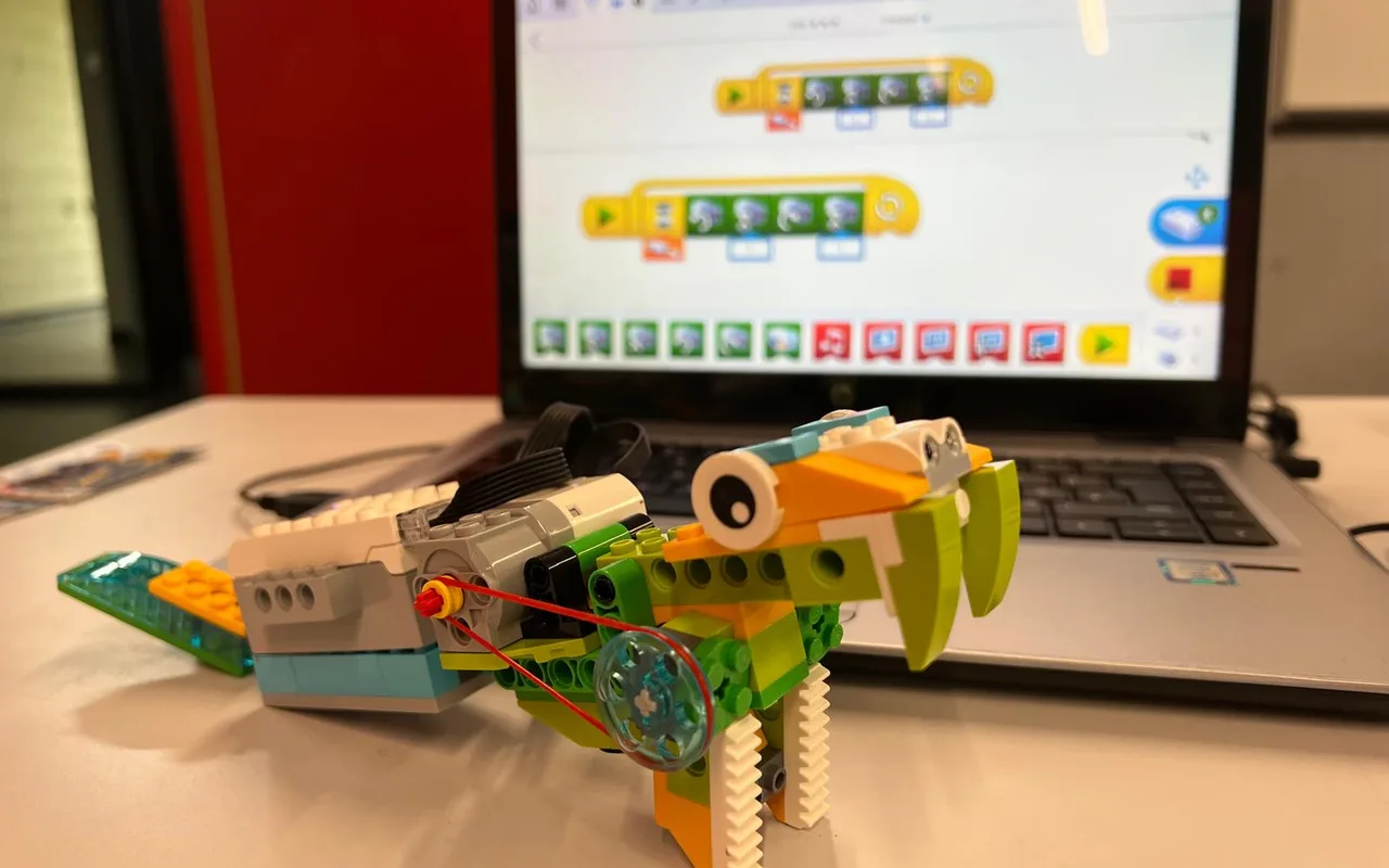 Robotics class